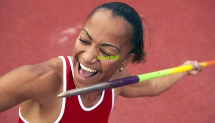 体育投注平台：曼联意外截胡，莱比锡接受报价背后的转会市场博弈