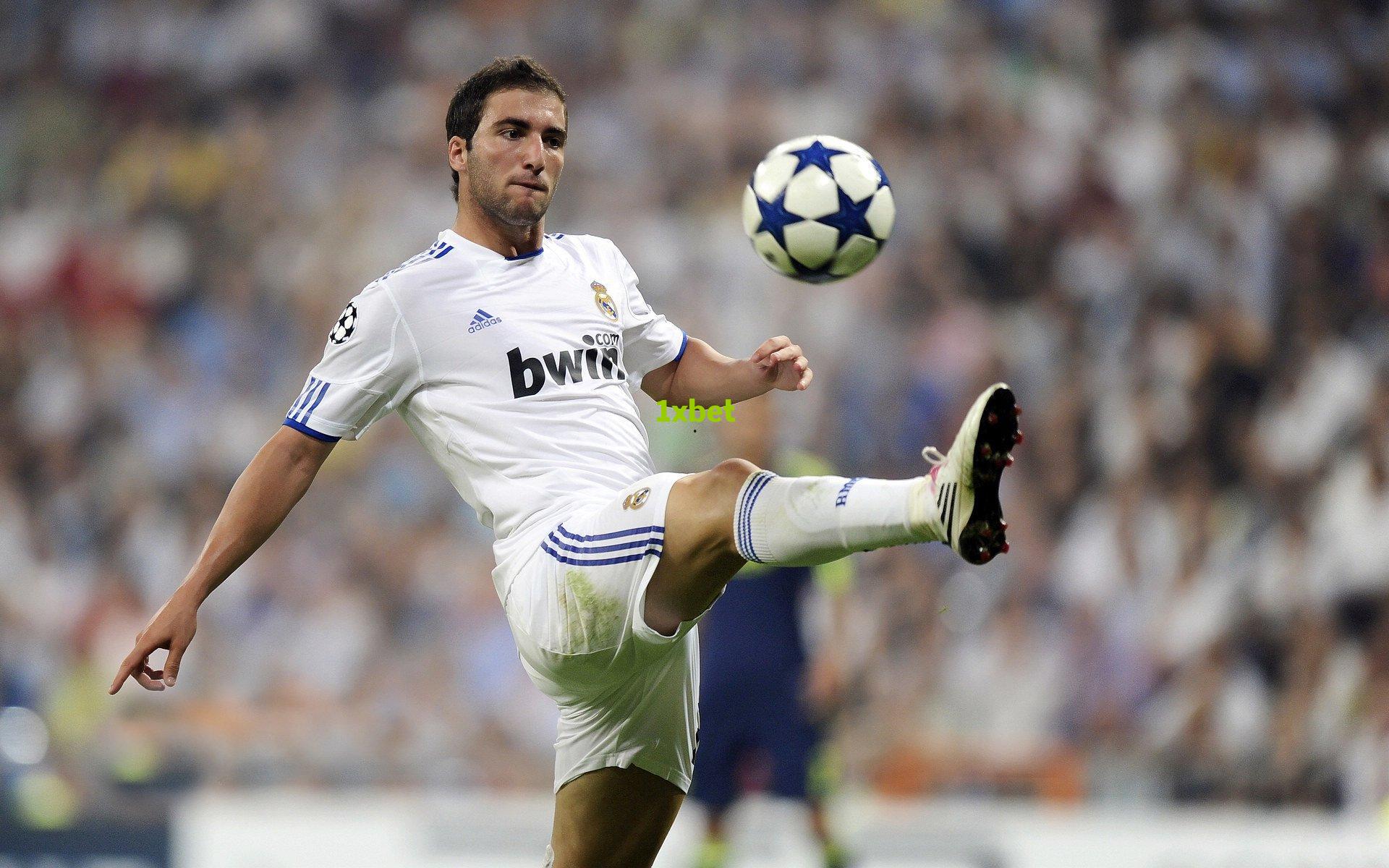 冬窗转会传闻再起，尤文与费内巴切瞄准德国中场，球员本人表态愿留至赛季结束